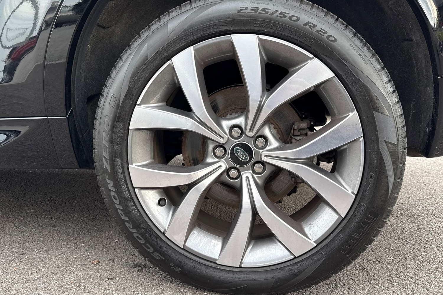 Used Land Rover Discovery Sport 2024 for sale - 76065116: Photo 32