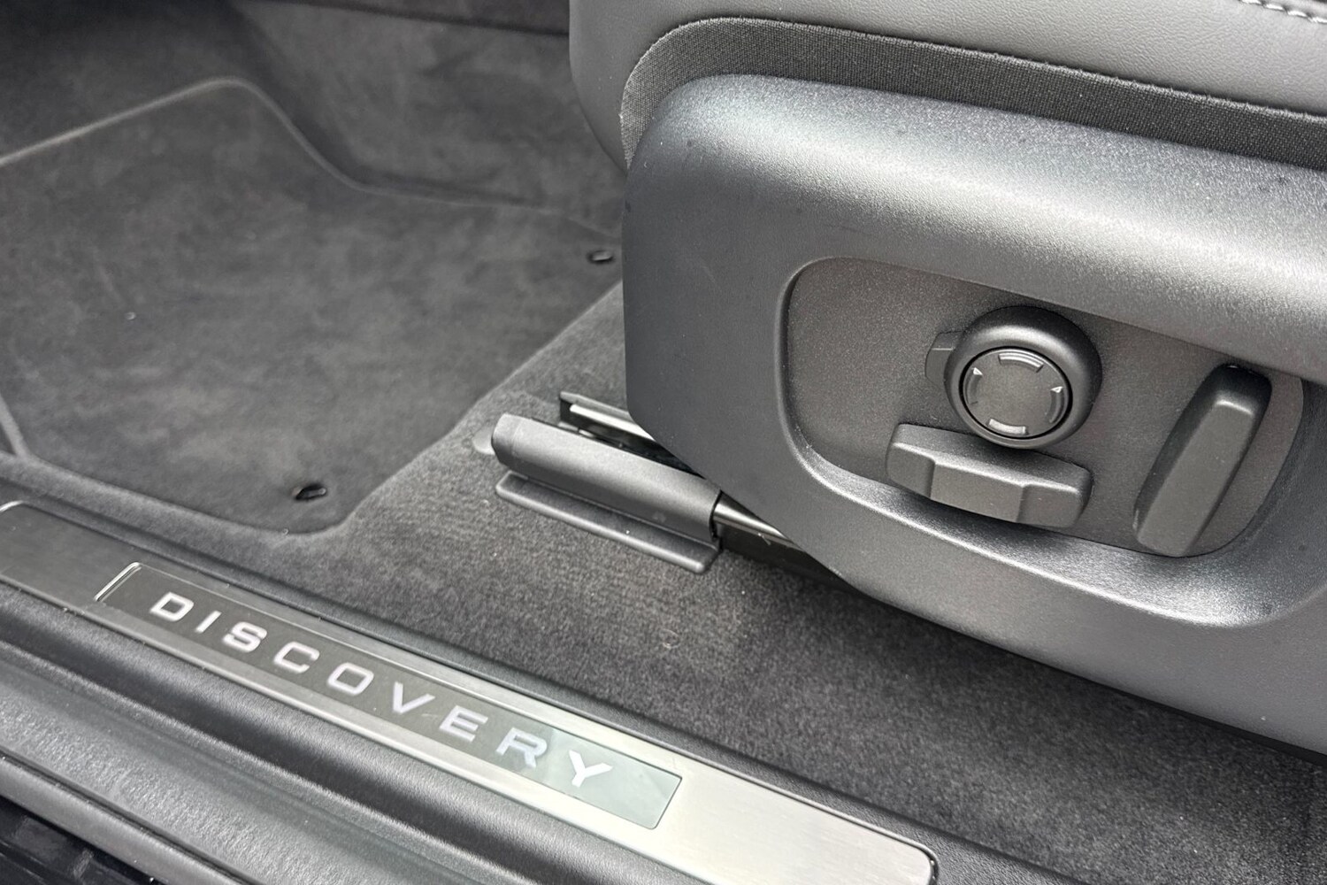 Used Land Rover Discovery Sport 2024 for sale - 76065116: Photo 39