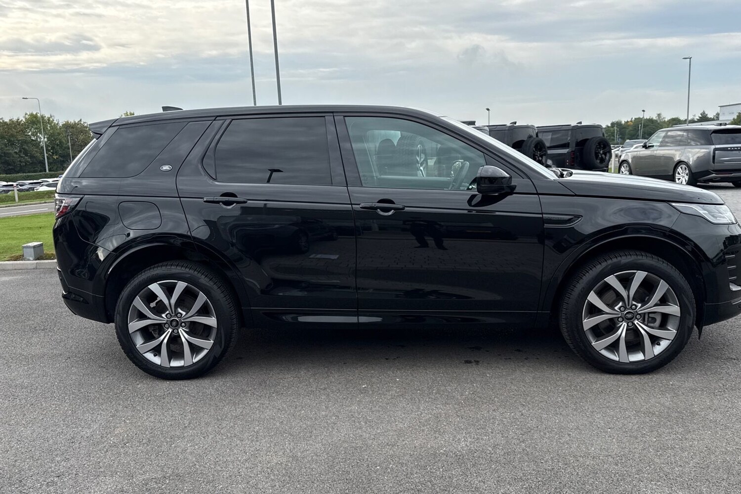 Used Land Rover Discovery Sport 2024 for sale - 76065116: Photo 6