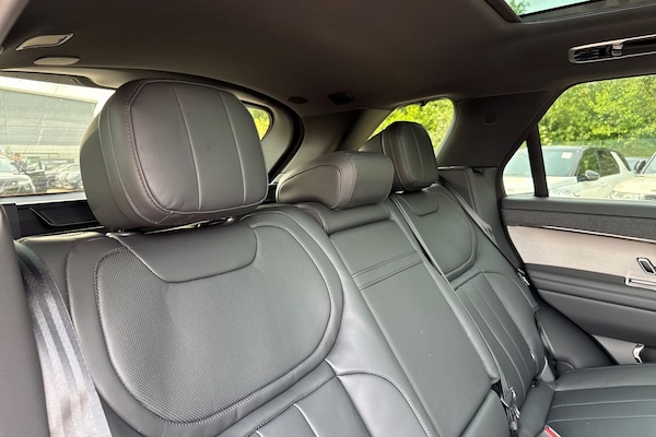 Used Land Rover Range Rover Sport 2025 for sale - 74764222: Photo 12