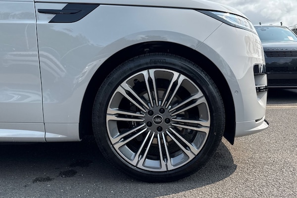 Used Land Rover Range Rover Sport 2025 for sale - 74764222: Photo 8