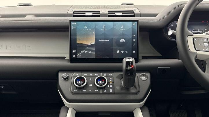 Used Land Rover Defender 2025 for sale - 77368403: Photo 13