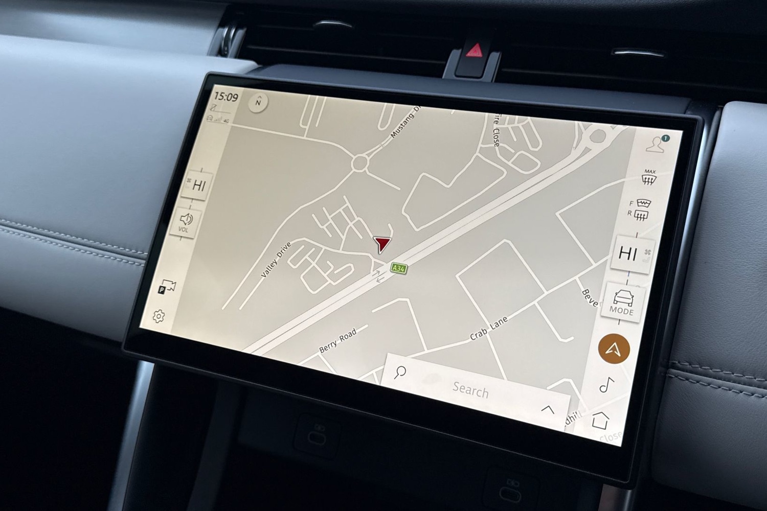 Used Land Rover Discovery Sport 2025 for sale - 77308732: Photo 12