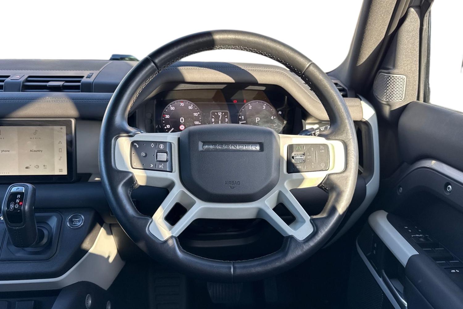 Used Land Rover Defender 110 2024 for sale - 76711818: Photo 16