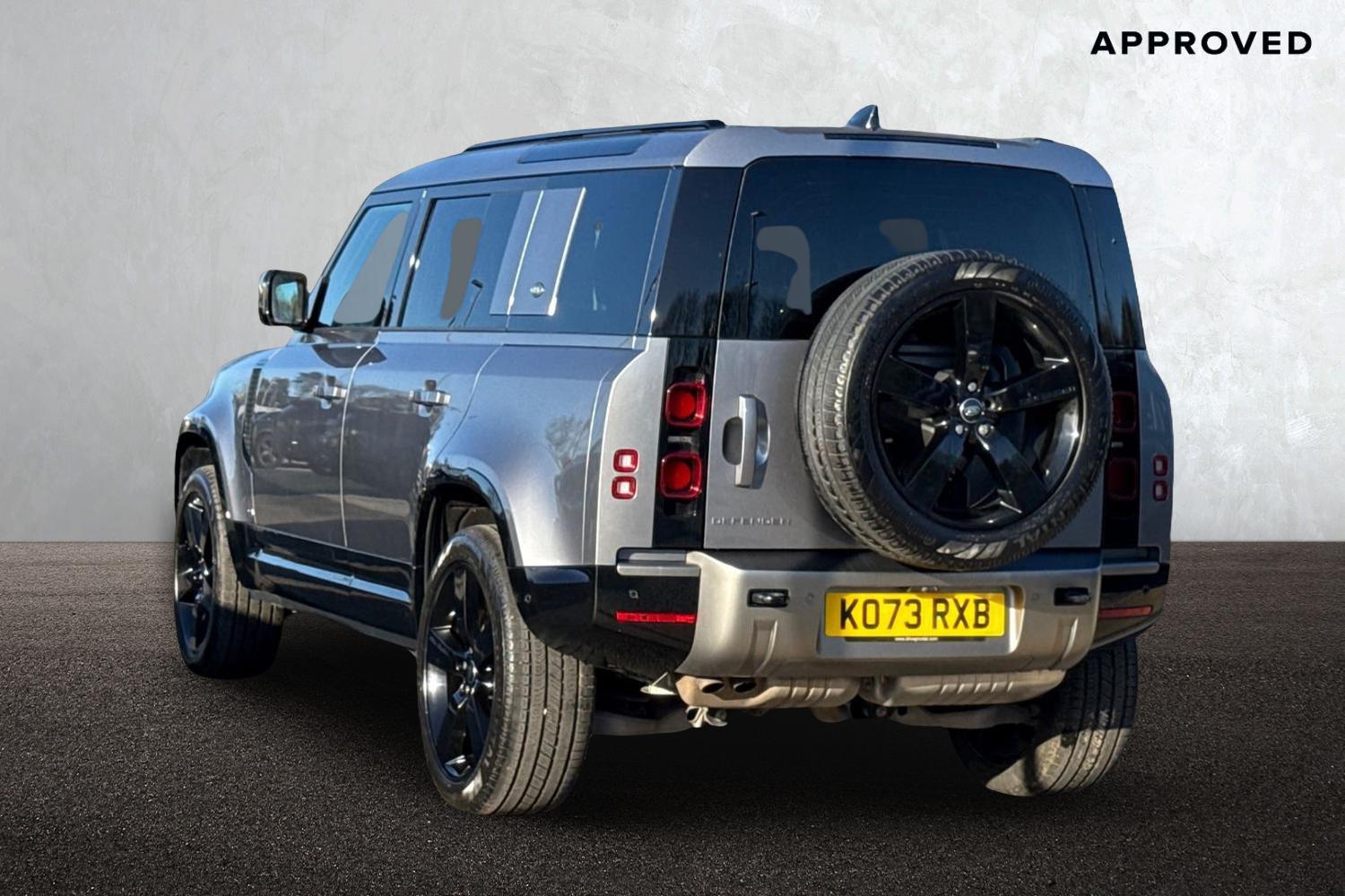 Used Land Rover Defender 110 2024 for sale - 76711818: Photo 2