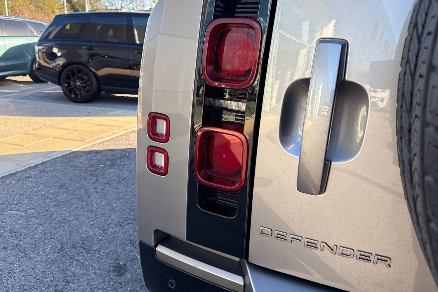 Used Land Rover Defender 110 2024 for sale - 76711818: Photo 27