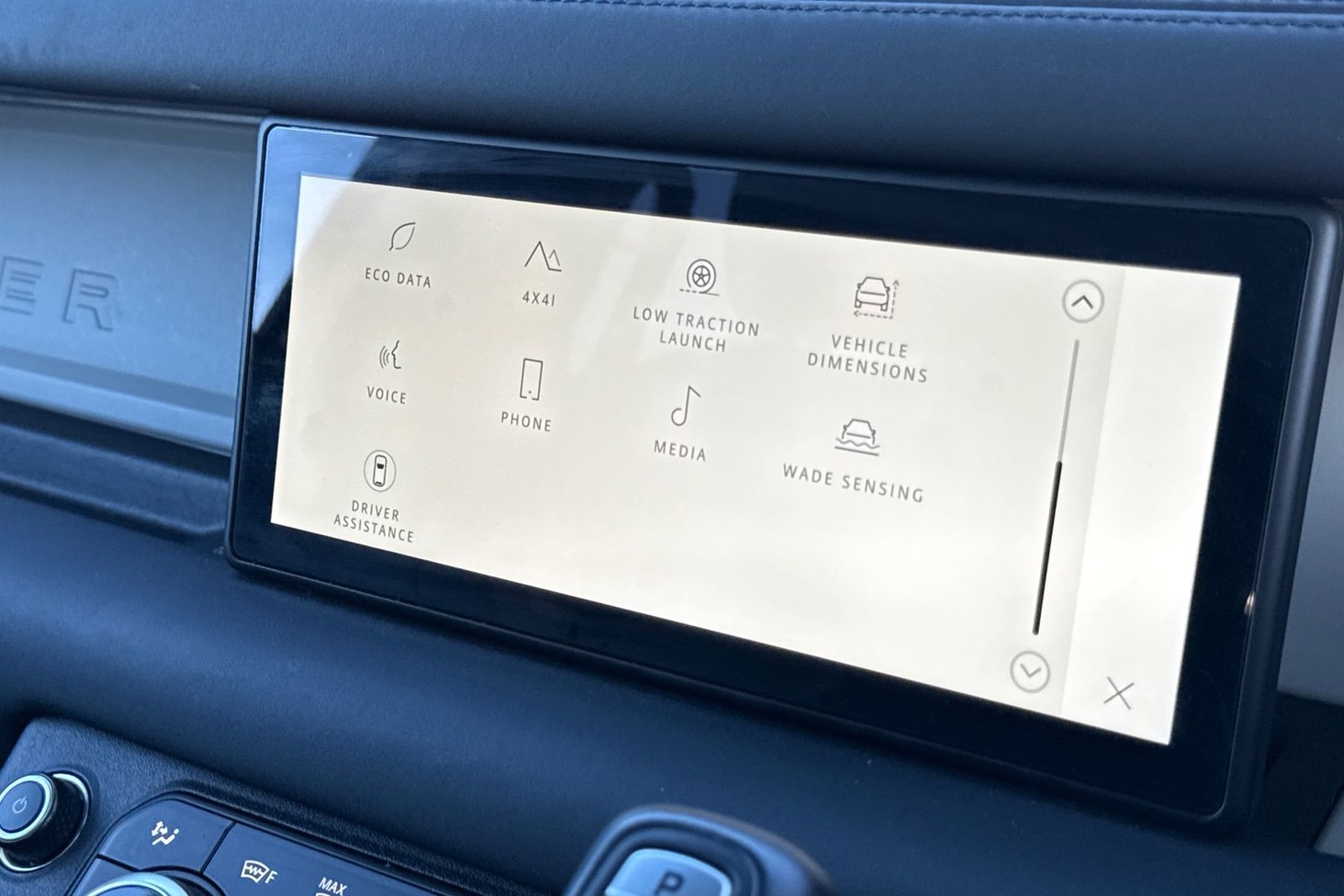 Used Land Rover Defender 110 2024 for sale - 76711818: Photo 37