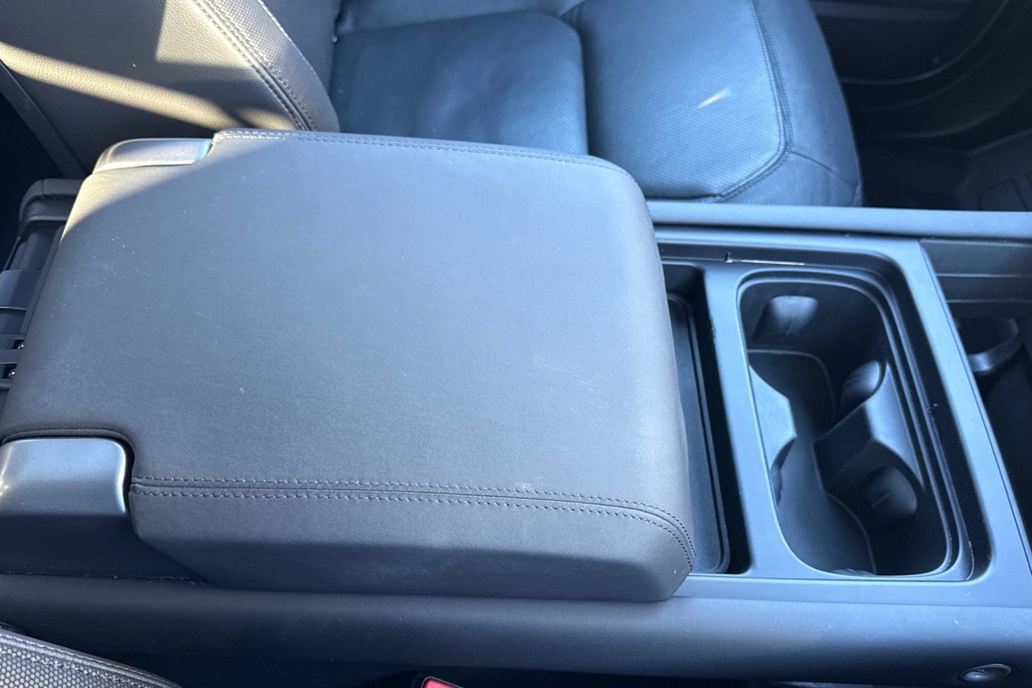 Used Land Rover Defender 110 2024 for sale - 76711818: Photo 44