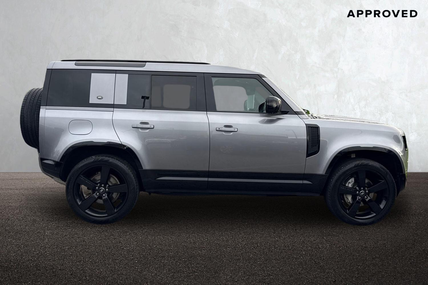 Used Land Rover Defender 110 2024 for sale - 76711818: Photo 6