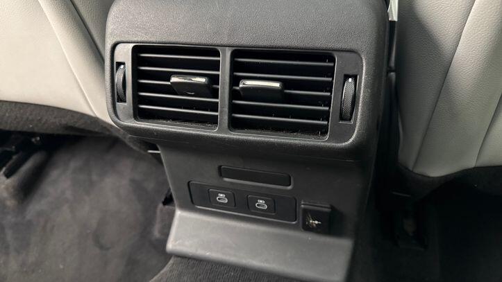 Used Land Rover Range Rover Velar 2023 for sale - 77199703: Photo 17