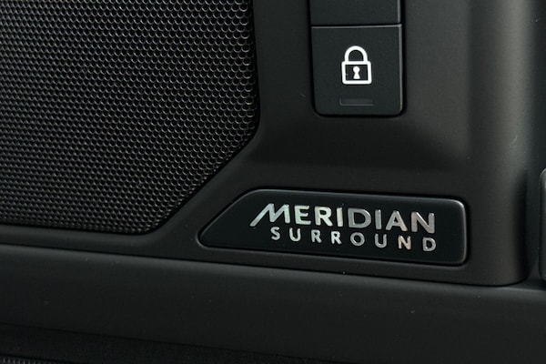 Used Land Rover Defender 130 2025 for sale - 74287305: Photo 54