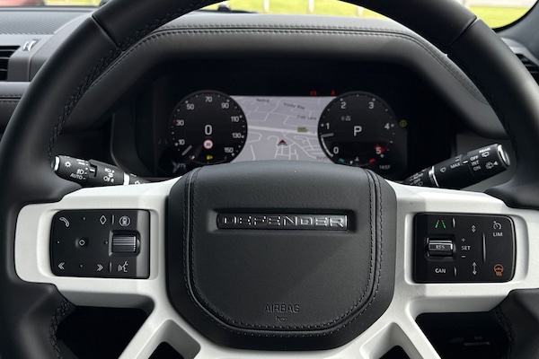 Used Land Rover Defender 130 2025 for sale - 74287305: Photo 58