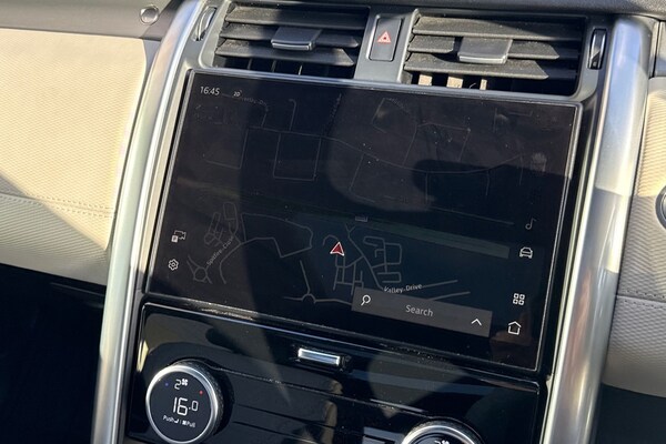 Used Land Rover Discovery 2023 for sale - 76207028: Photo 12
