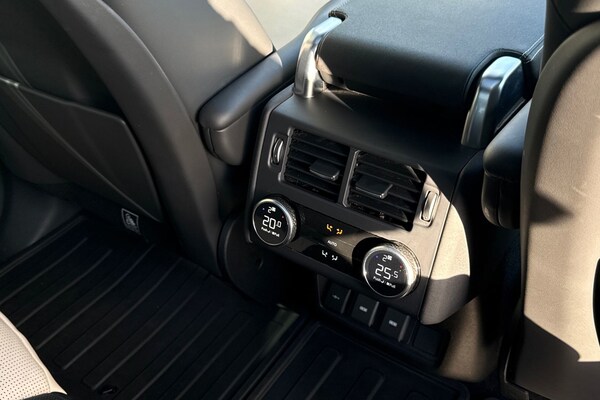 Used Land Rover Discovery 2023 for sale - 76207028: Photo 19