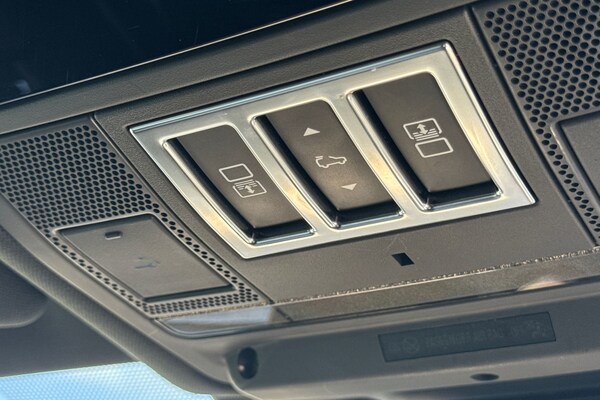 Used Land Rover Discovery 2023 for sale - 76207028: Photo 23
