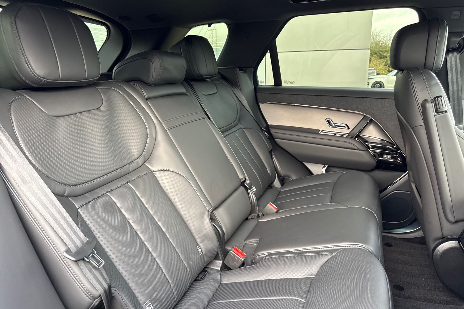 Used Land Rover Range Rover Sport 2026 for sale - 76590490: Photo 12