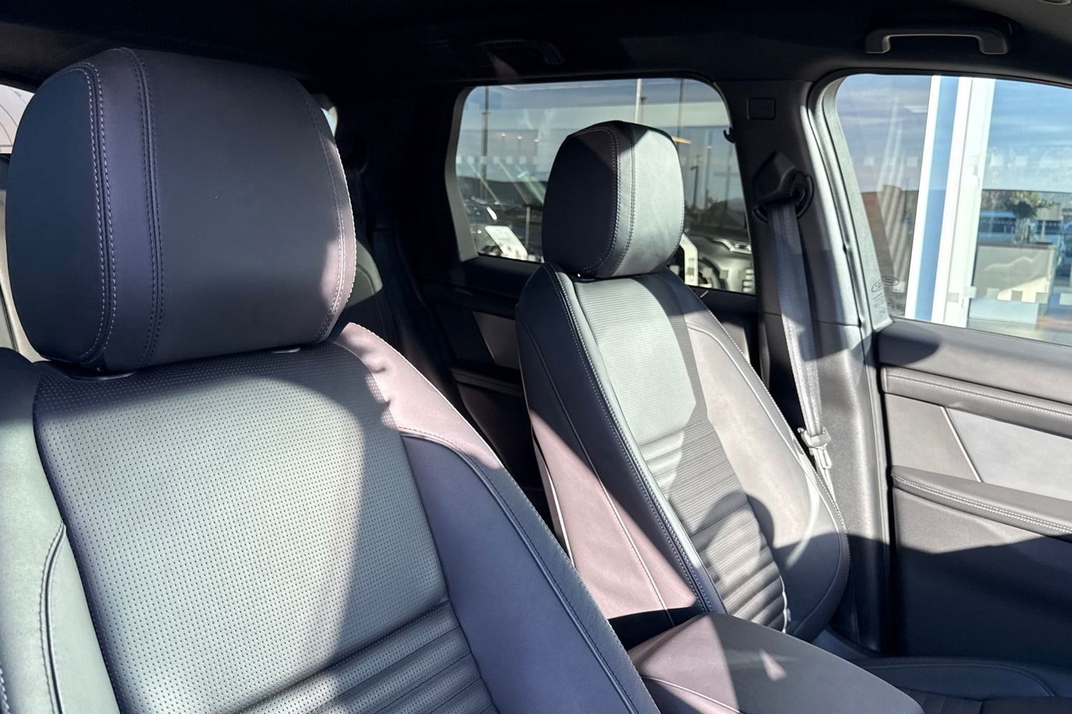 Used Land Rover Discovery Sport 2024 for sale - 76662265: Photo 22