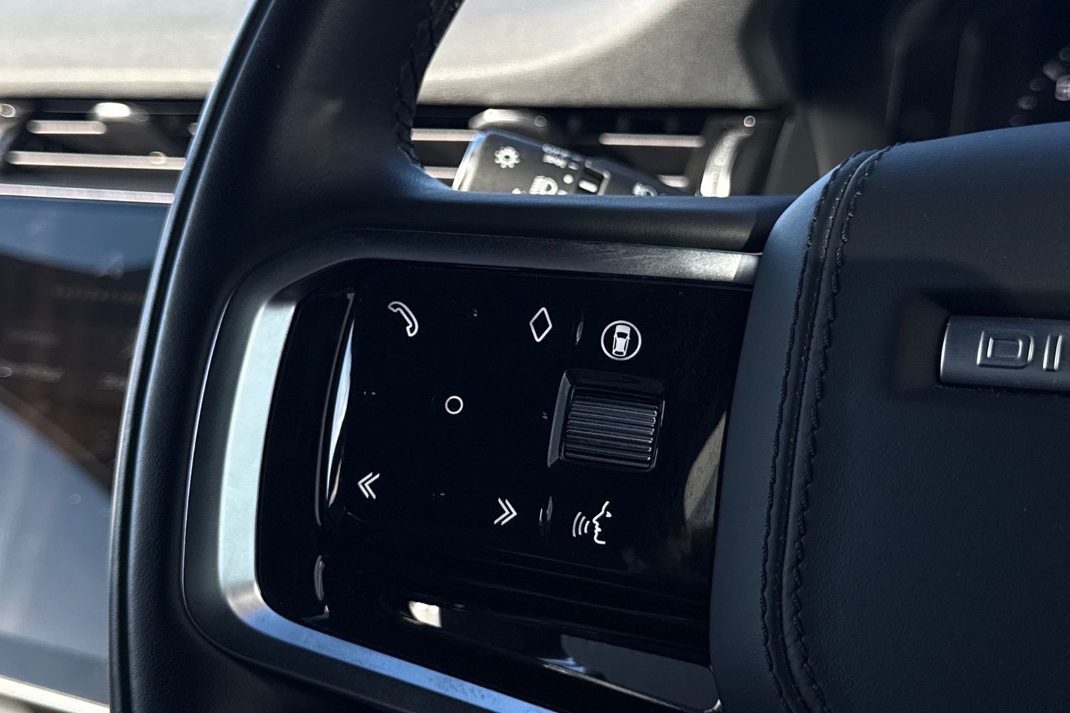 Used Land Rover Discovery Sport 2024 for sale - 76662265: Photo 34