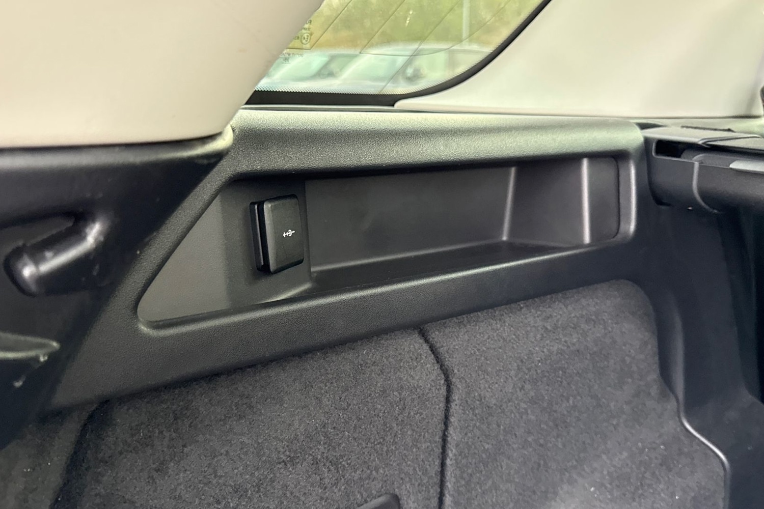 Used Land Rover Discovery Sport 2021 for sale - 76670332: Photo 28