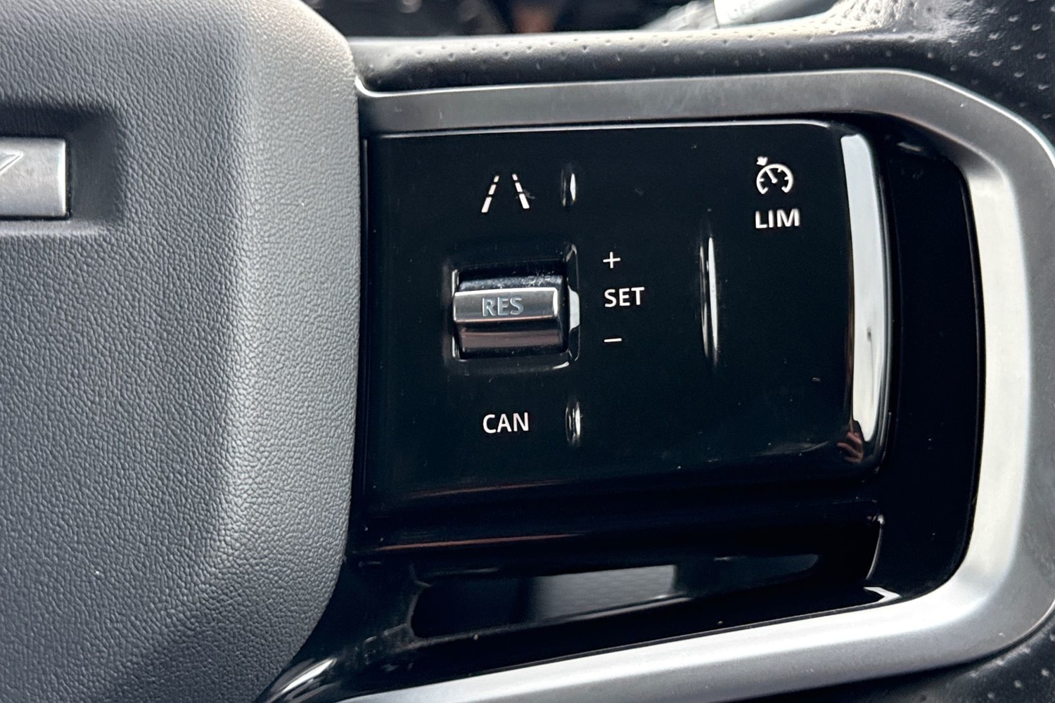 Used Land Rover Discovery Sport 2021 for sale - 76670332: Photo 33