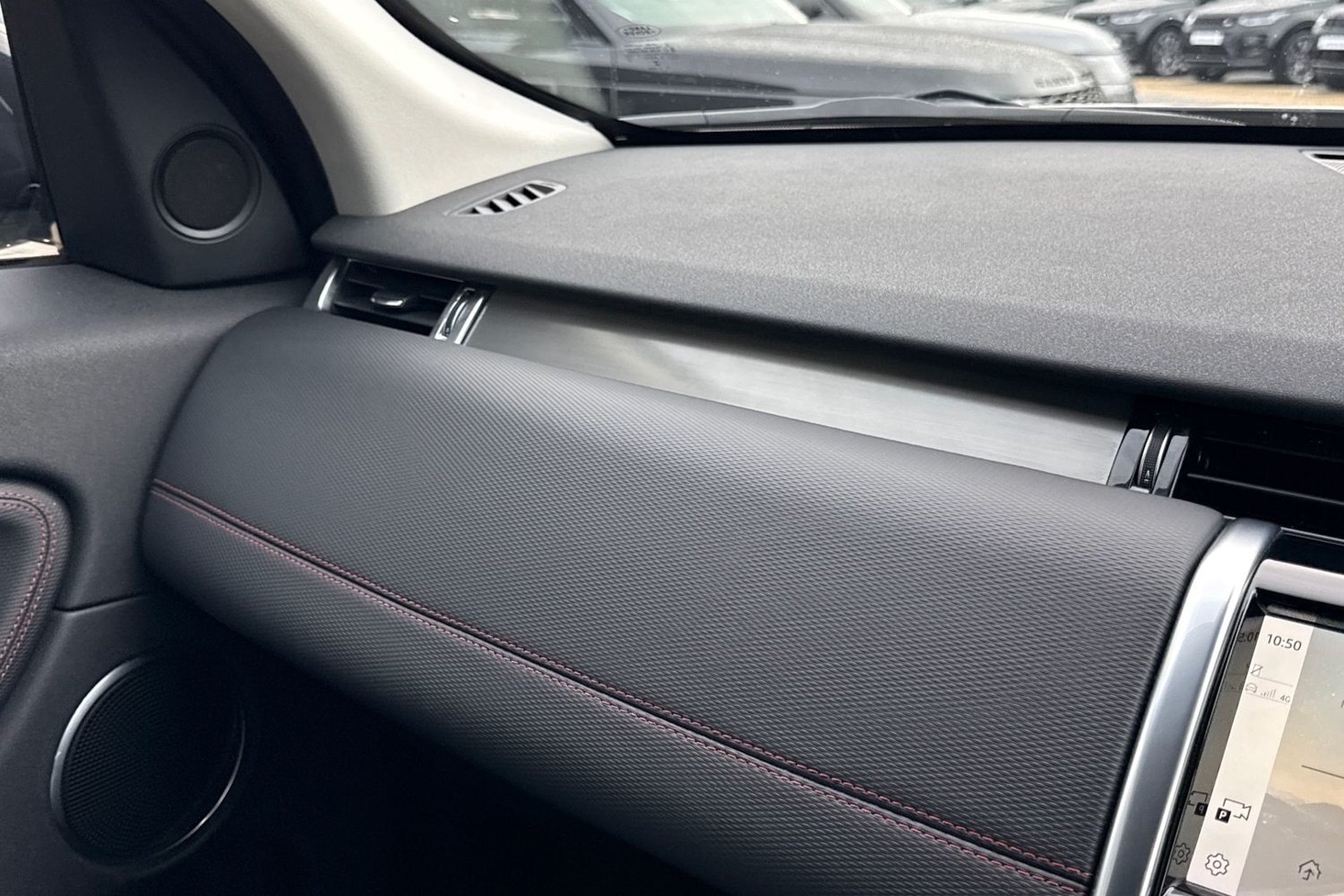 Used Land Rover Discovery Sport 2021 for sale - 76670332: Photo 45