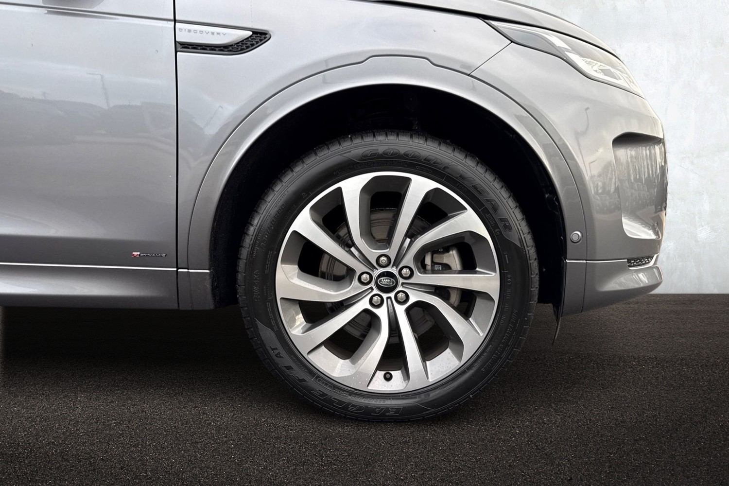 Used Land Rover Discovery Sport 2021 for sale - 76670332: Photo 9