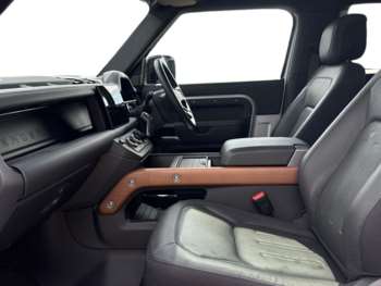 Used Land Rover Defender 90 2023 for sale - 75026651: Photo