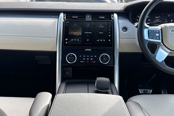 Used Land Rover Discovery 2024 for sale - 76128507: Photo 15