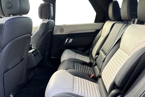 Used Land Rover Discovery 2024 for sale - 76128507: Photo 4