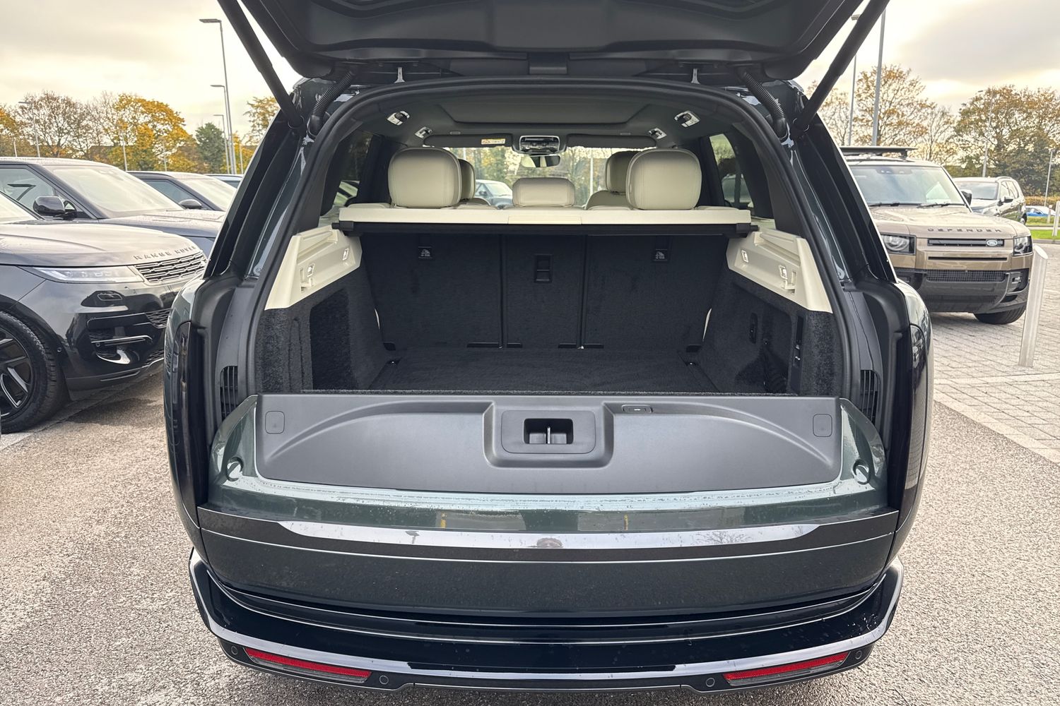 Used Land Rover Range Rover 2025 for sale - 76416642: Photo 22