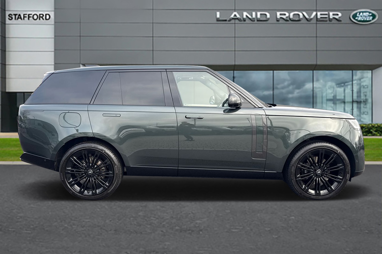 Used Land Rover Range Rover 2025 for sale - 76416642: Photo 5