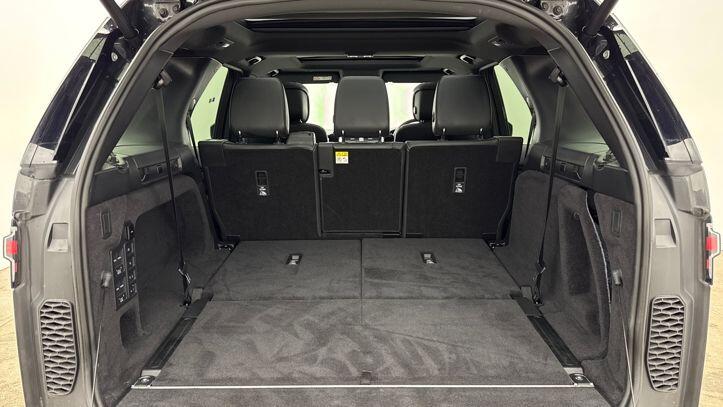 Used Land Rover Discovery 2025 for sale - 77399686: Photo 10