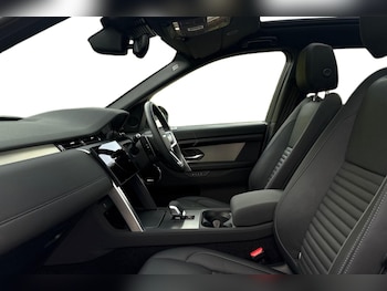Used Land Rover Discovery Sport 2026 for sale - 79184888: Photo
