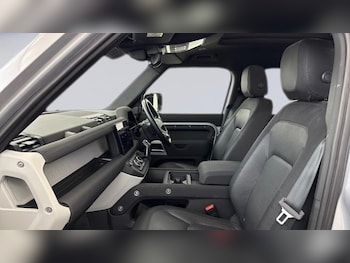 Used Land Rover Defender 110 2023 for sale - 75628025: Photo