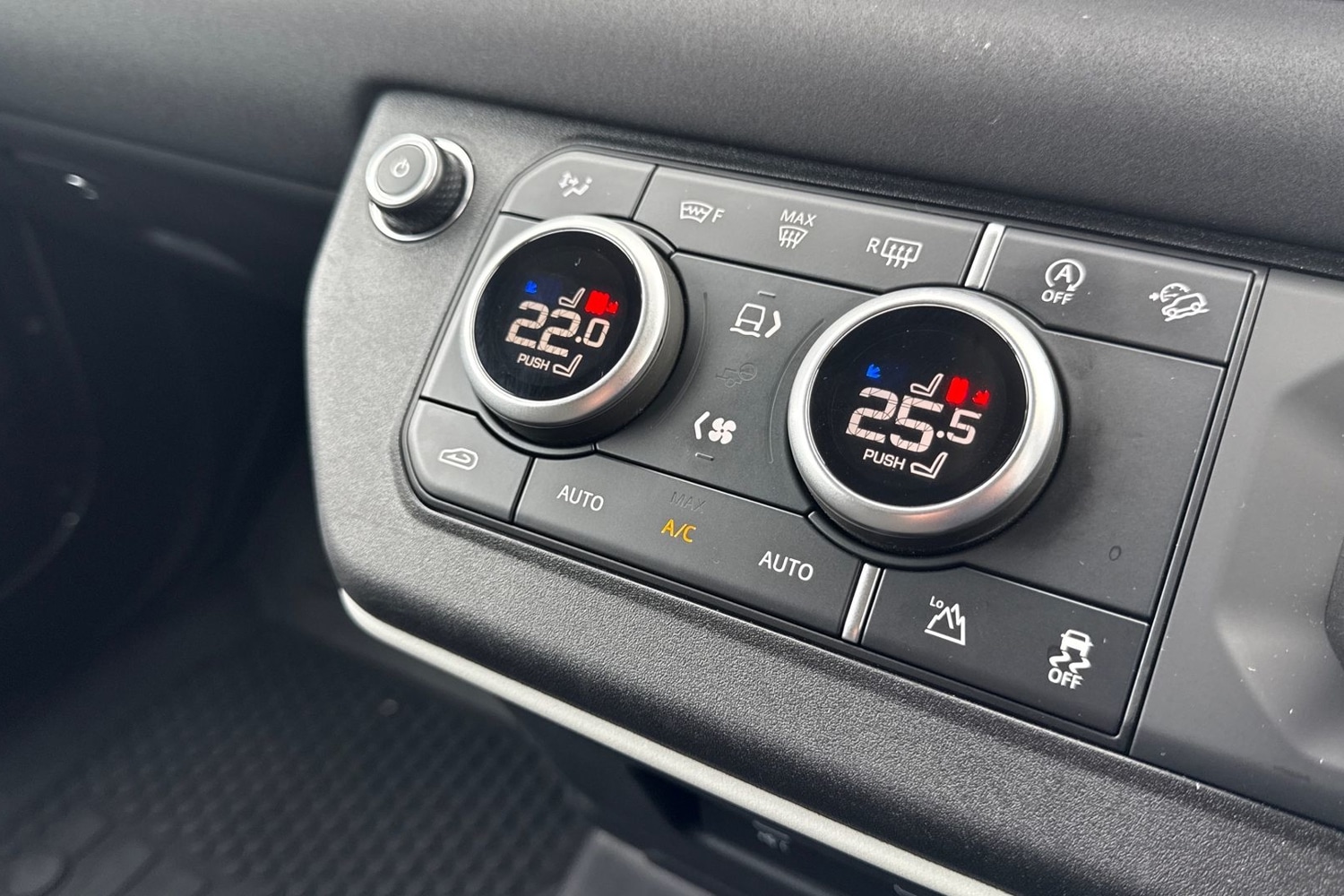 Used Land Rover Defender 2021 for sale - 77199394: Photo 22