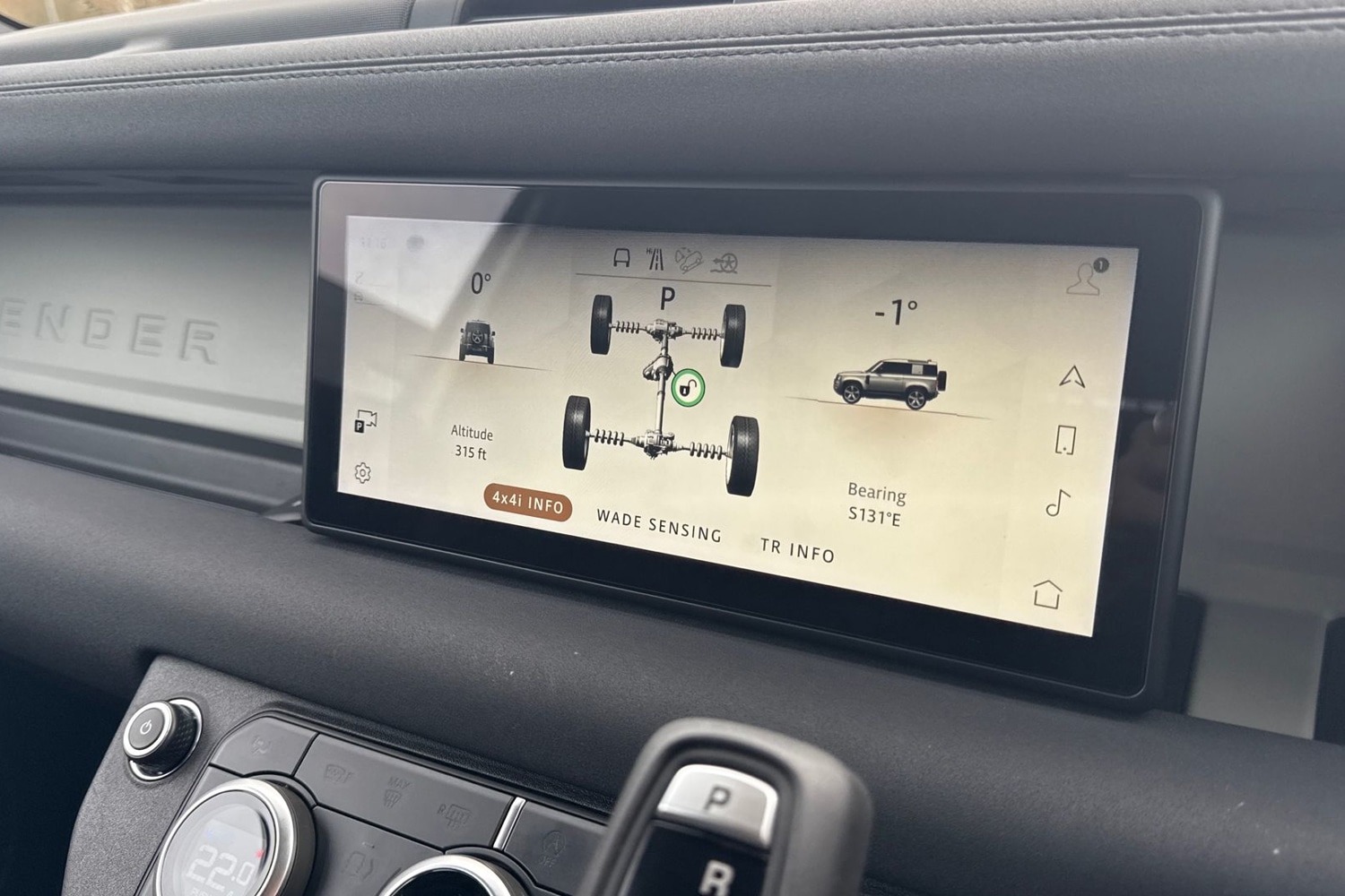 Used Land Rover Defender 2021 for sale - 77199394: Photo 37