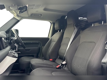 Used Land Rover Defender 2021 for sale - 77199394: Photo