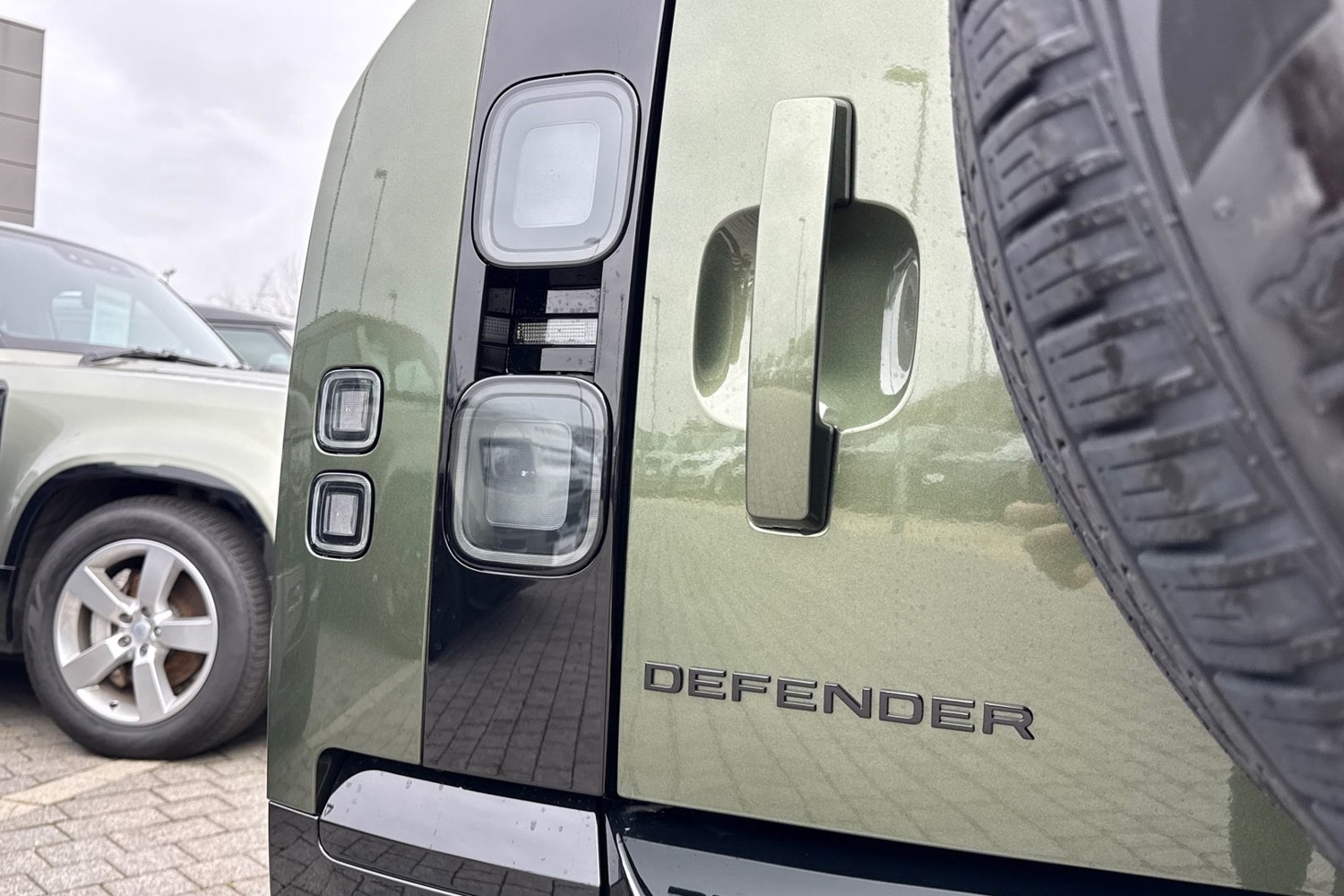 Used Land Rover Defender 110 2026 for sale - 77996387: Photo 26