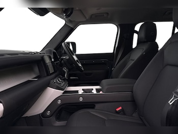 Used Land Rover Defender 2026 for sale - 78641680: Photo