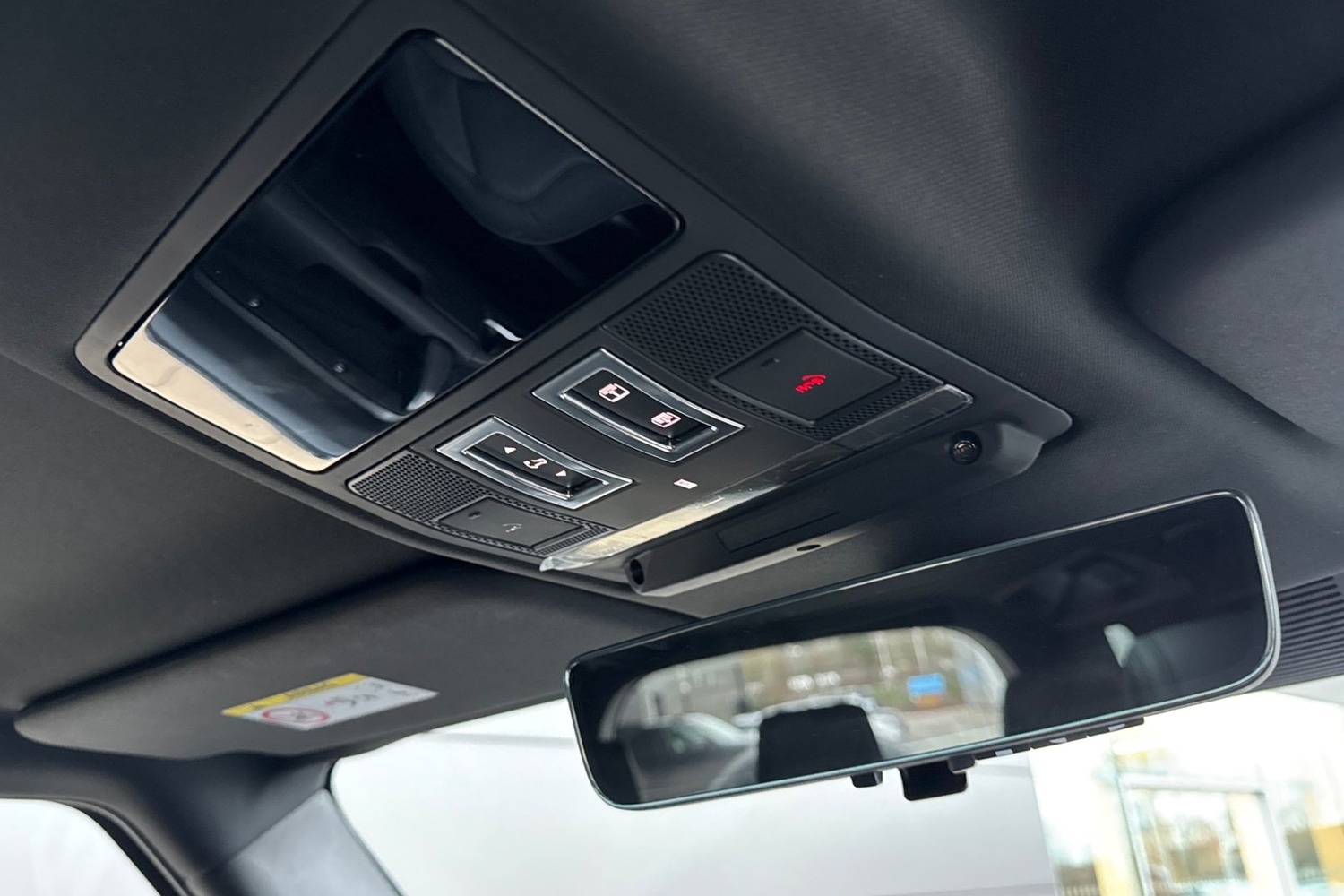 Used Land Rover Defender 110 2024 for sale - 77080040: Photo 24