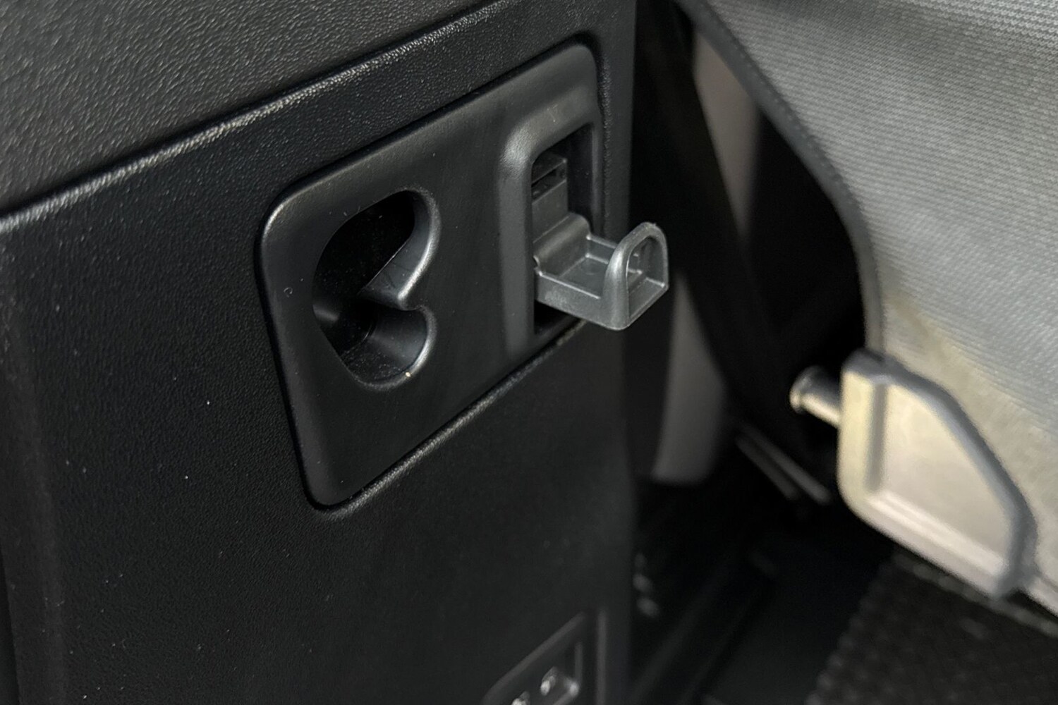 Used Land Rover Defender 110 2024 for sale - 77080040: Photo 28