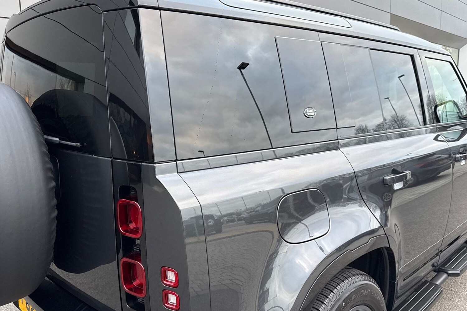 Used Land Rover Defender 110 2024 for sale - 77080040: Photo 35