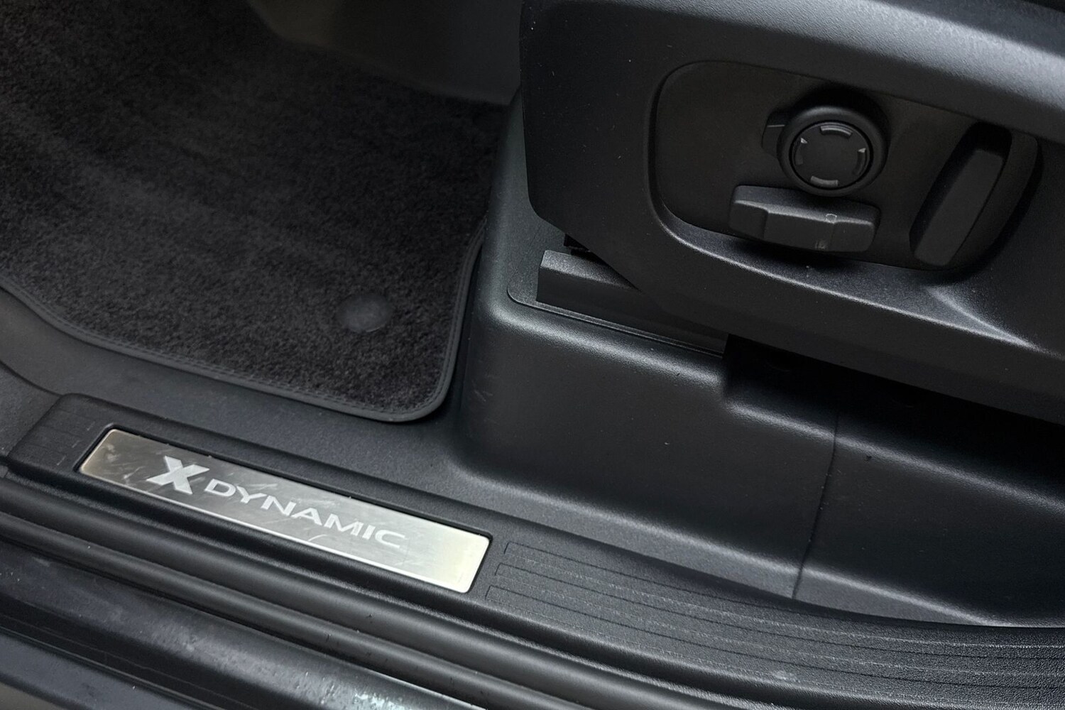 Used Land Rover Defender 110 2024 for sale - 77080040: Photo 42