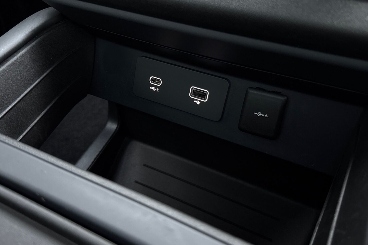 Used Land Rover Defender 110 2024 for sale - 77080040: Photo 47