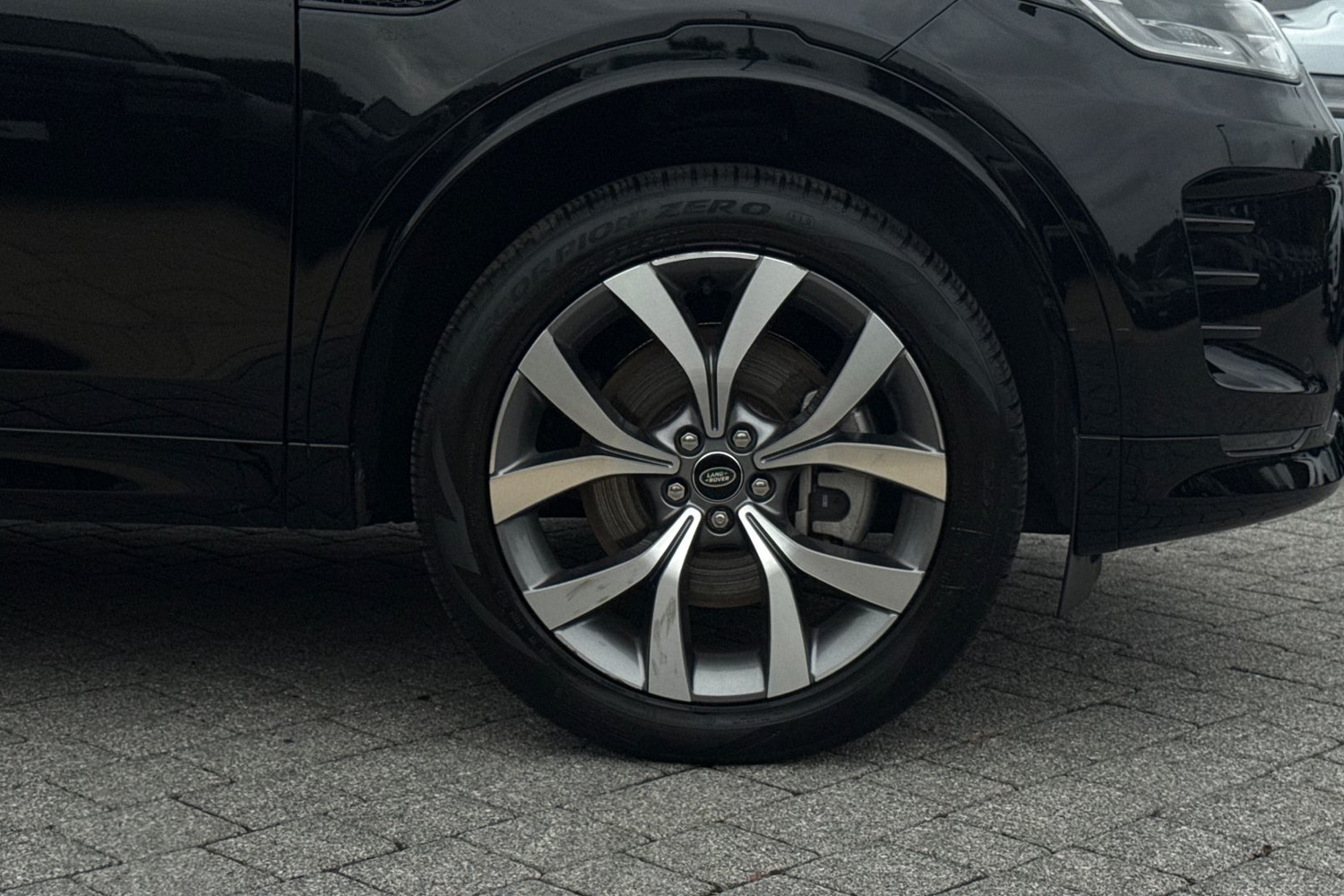 Used Land Rover Discovery Sport 2024 for sale - 76065138: Photo 9