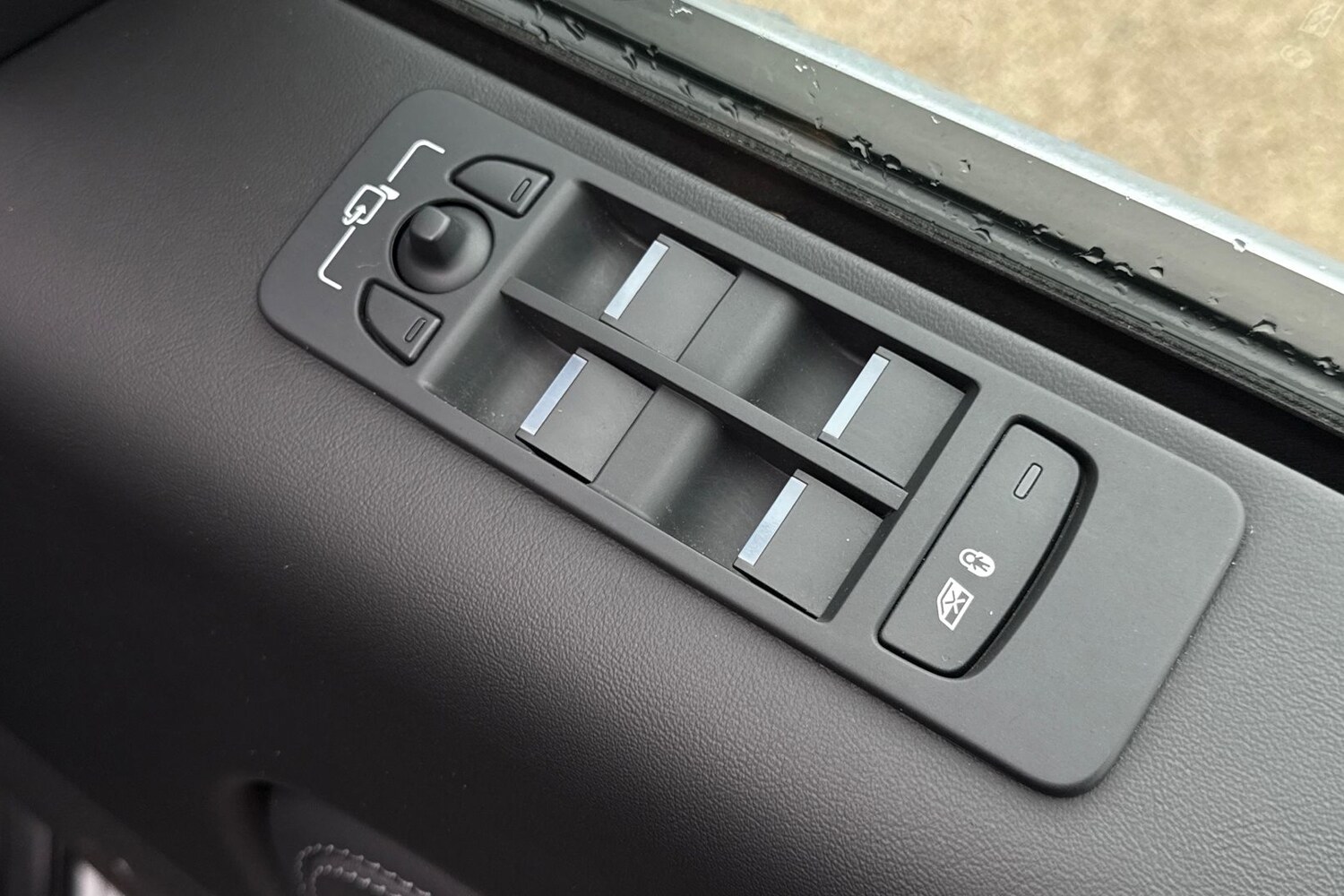 Used Land Rover Discovery Sport 2024 for sale - 77226546: Photo 26