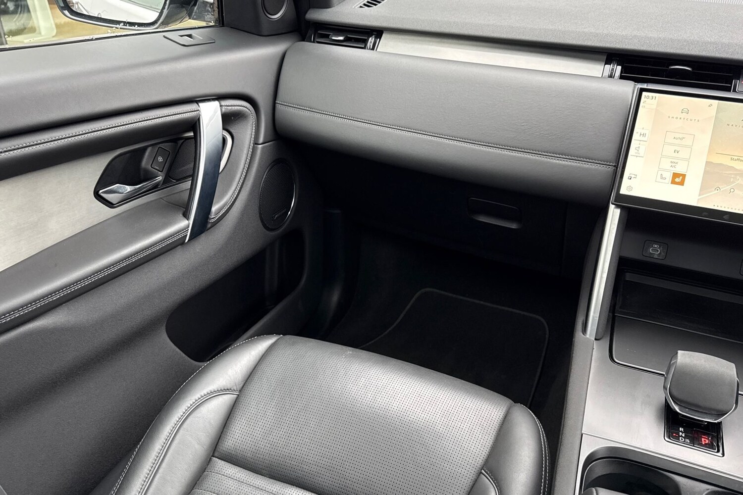 Used Land Rover Discovery Sport 2024 for sale - 77226546: Photo 45