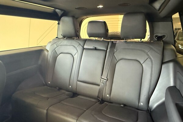 Used Land Rover Defender 90 2025 for sale - 74764146: Photo 13