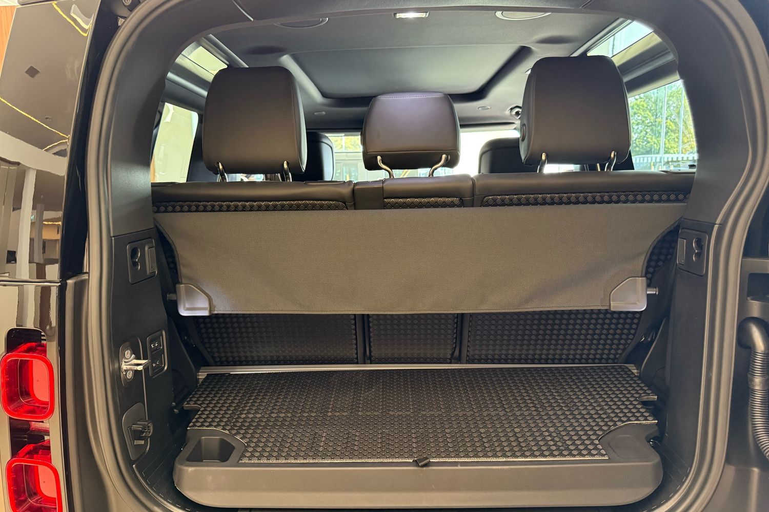 Vehicle 28