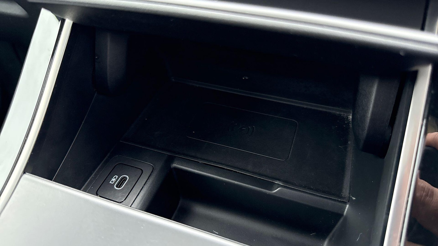 Used Land Rover Range Rover Velar 2024 for sale - 77494039: Photo 43